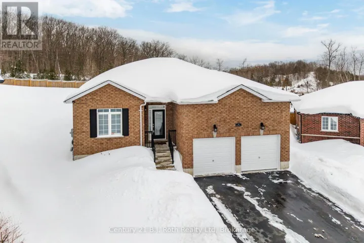 53 HUNTER AVENUE, Tay (Victoria Harbour), Ontario L0K2A0