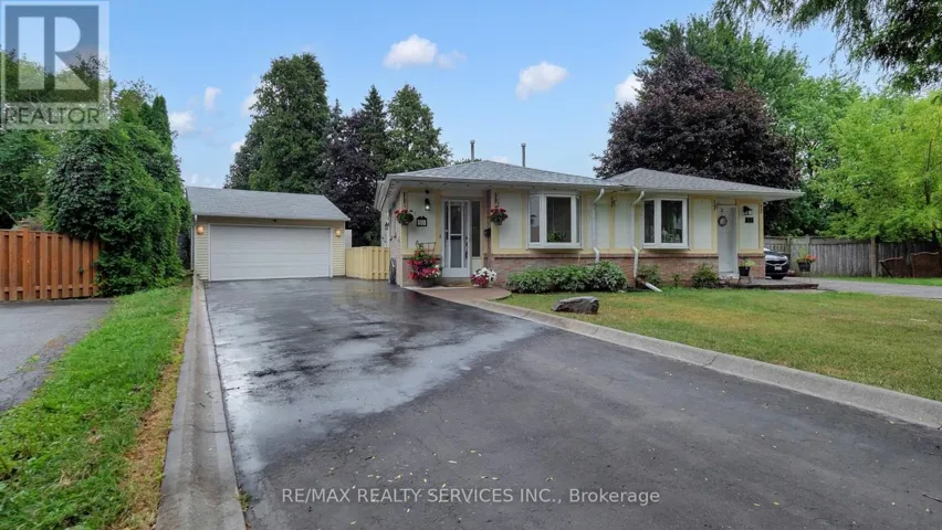 10 MINTON PLACE, Brampton (Central Park), Ontario L6S2S7