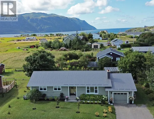 10 Budgen's Cove Road, Norris Point, Newfoundland & Labrador A0K3V0