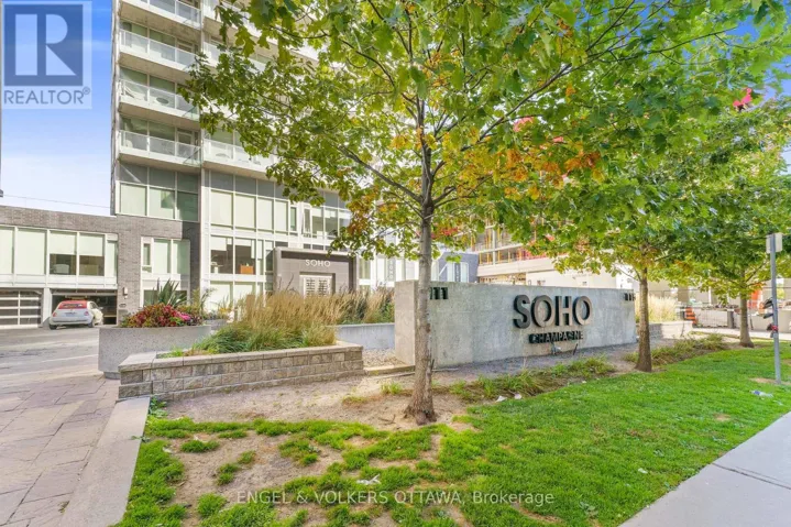 609 - 111 CHAMPAGNE AVENUE S, Ottawa, Ontario K1S5V3