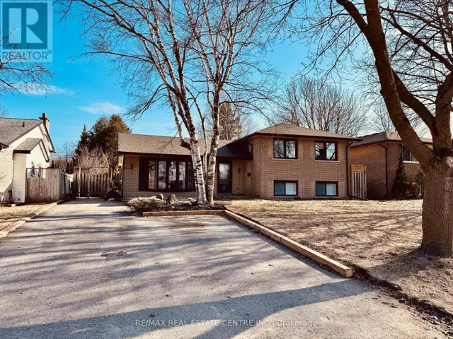 32 WESTDALE AVENUE, Orangeville, Ontario L9W1B7