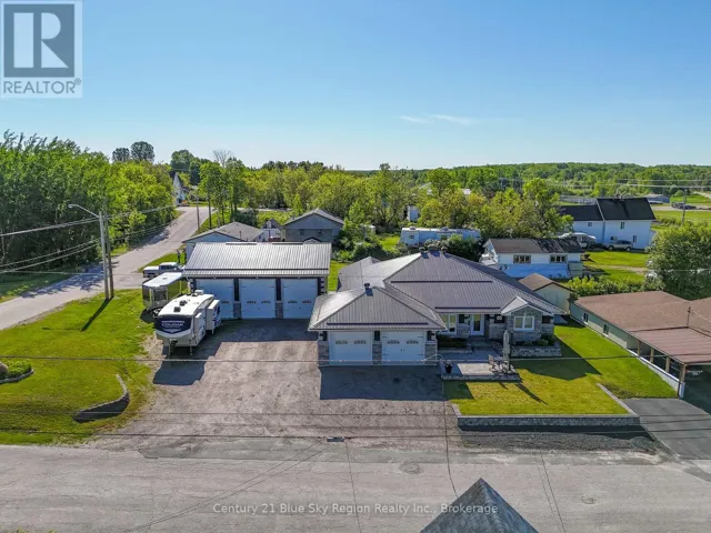 5 YOUNG STREET, West Nipissing (Cache Bay), Ontario P0H1G0