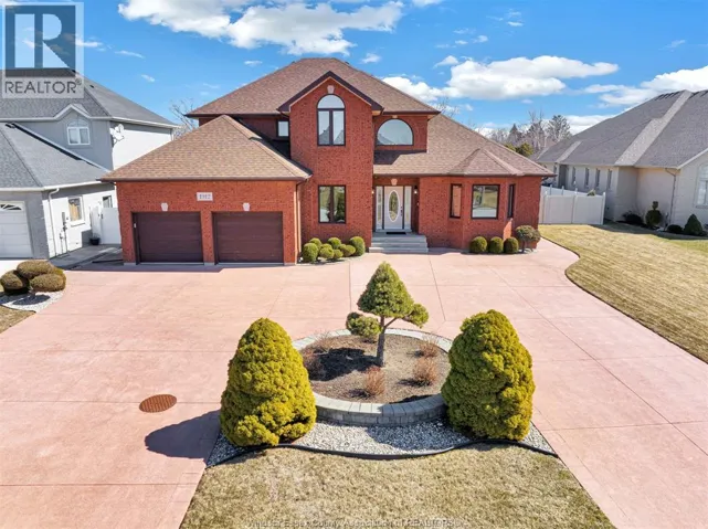 1912 CORBI LANE, Tecumseh, Ontario N8N5C8
