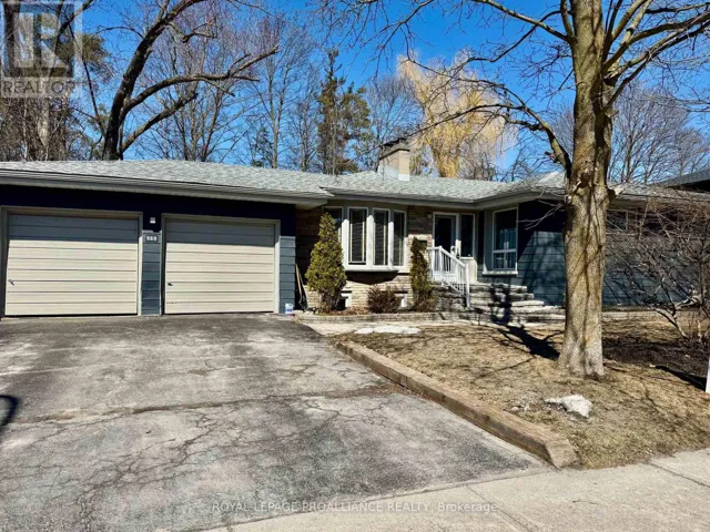 960 WELLER STREET N, Peterborough (Monaghan Ward 2), Ontario K9J4Y2