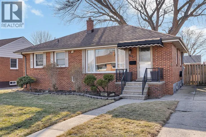 463 ST. JOHN, Windsor, Ontario N8S3T8