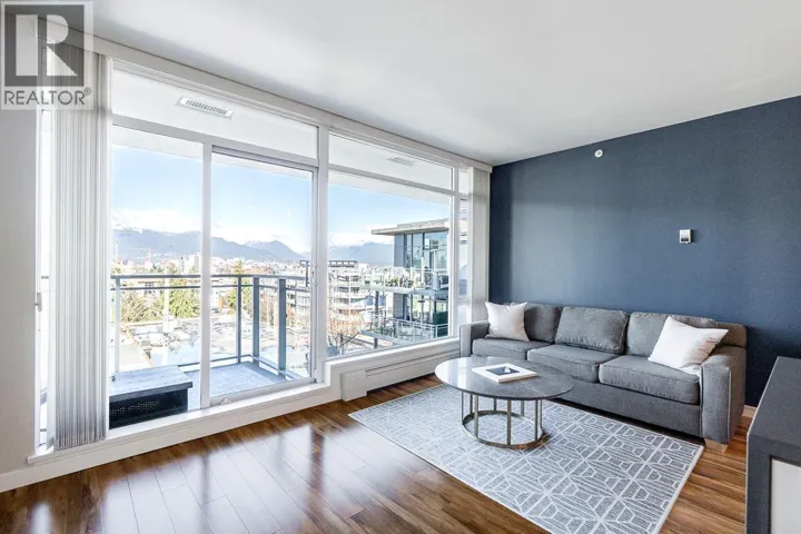 622 289 E 6TH AVENUE, Vancouver, British Columbia V5T0E9