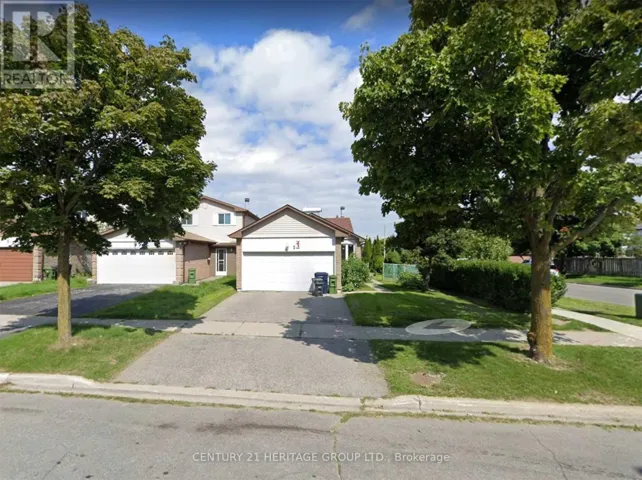 UPPER - 1 MUIRLANDS DRIVE, Toronto (Milliken), Ontario M1V2B3