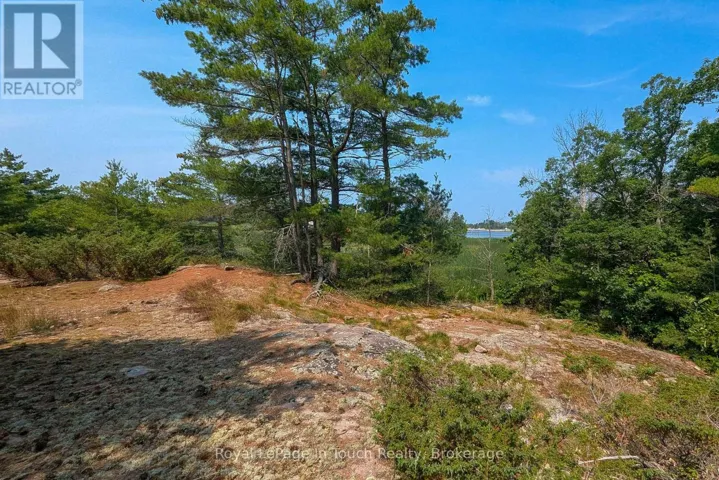 180 PRISQUE ROAD, Georgian Bay (Baxter), Ontario P0E1E0