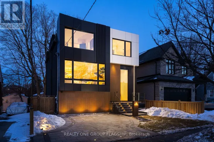 7 BENTLEY DRIVE, Toronto (Stonegate-Queensway), Ontario M8Z3L9