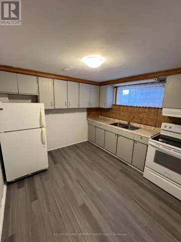 FRONT LOWER - 9 DALBEATTIE AVENUE, Toronto (Humberlea-Pelmo Park), Ontario M9N2Y4