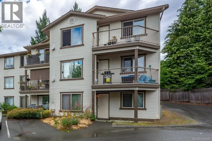 304 4686 Alderwood Pl, Courtenay, British Columbia V9N9A1