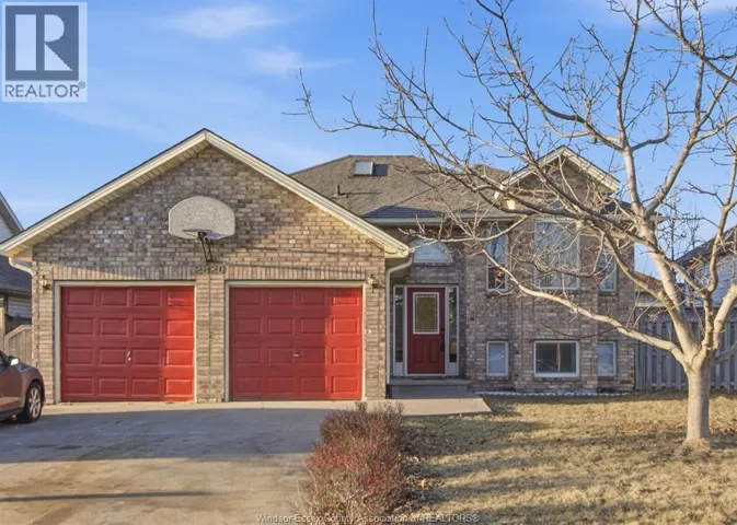 2820 Wildberry CRESCENT, Tecumseh, Ontario N9K1C2