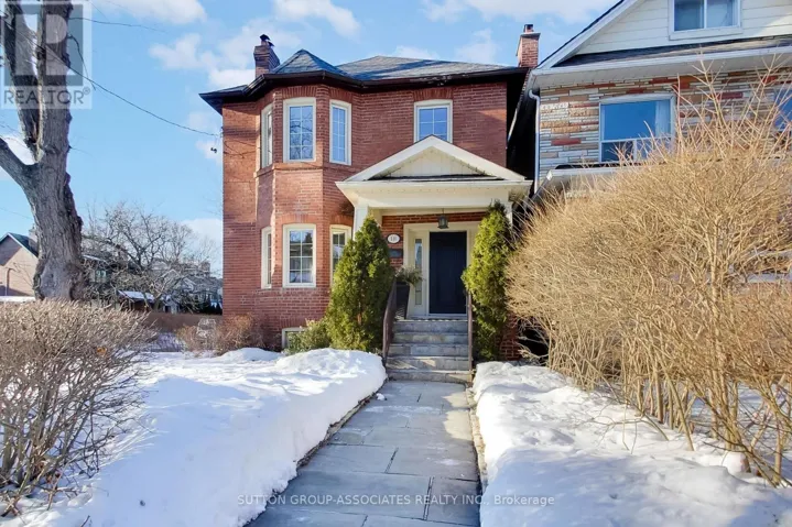 116 MAPLEWOOD AVENUE, Toronto (Humewood-Cedarvale), Ontario M6C1J5