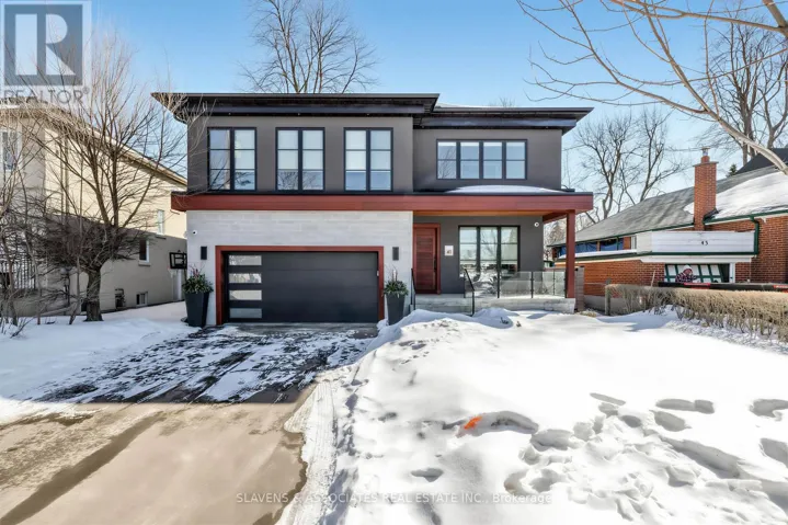 41 INVERMAY AVENUE, Toronto (Clanton Park), Ontario M3H1Z1