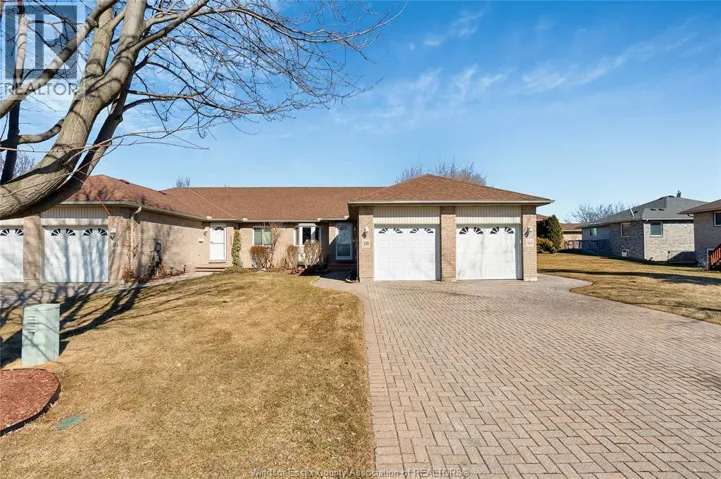 550 RODFAM DRIVE, Windsor, Ontario N9G2W1