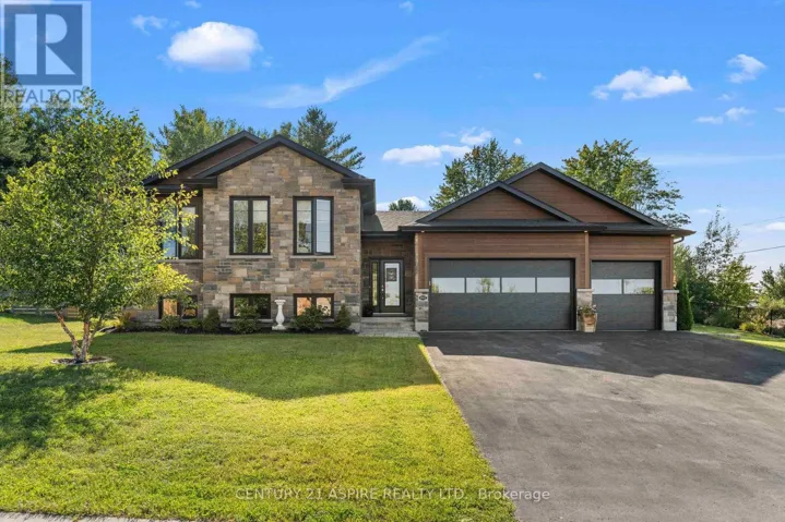 1002 BUTLER BOULEVARD, Petawawa, Ontario K8H0C8