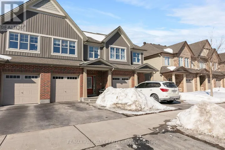 813 MIIKANA ROAD, Ottawa, Ontario K1X0G5