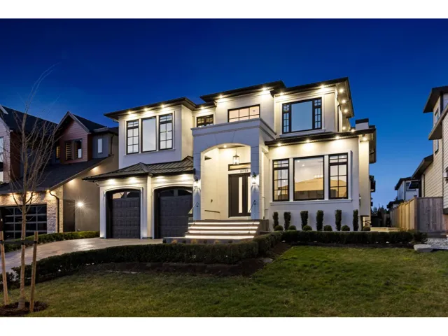 19759 33 AVENUE, Langley, British Columbia V3A0N9