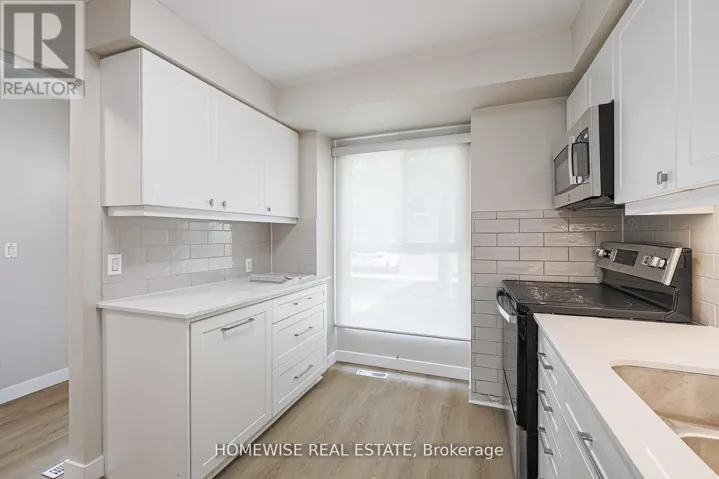 17 - 560 WAVERLY STREET N, Oshawa (McLaughlin), Ontario L1J5Y4