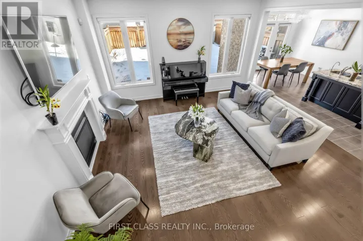 275 WILLIAM GRAHAM DRIVE, Aurora, Ontario L4G0W4
