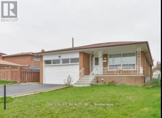 167 SILVERSTONE DRIVE, Toronto (Mount Olive-Silverstone-Jamestown), Ontario M9V3H1