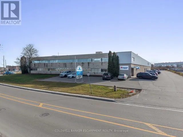 3 - 36 ARMSTRONG AVENUE, Halton Hills (Georgetown), Ontario L7G4R9