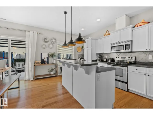 #46 13825 155 AV NW, Edmonton, Alberta T6V0B8