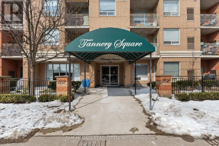306 - 32 TANNERY STREET, Mississauga (Streetsville), Ontario L5M6T6