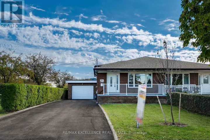 3692 CRABTREE CRESCENT, Mississauga (Malton), Ontario L4T1S6