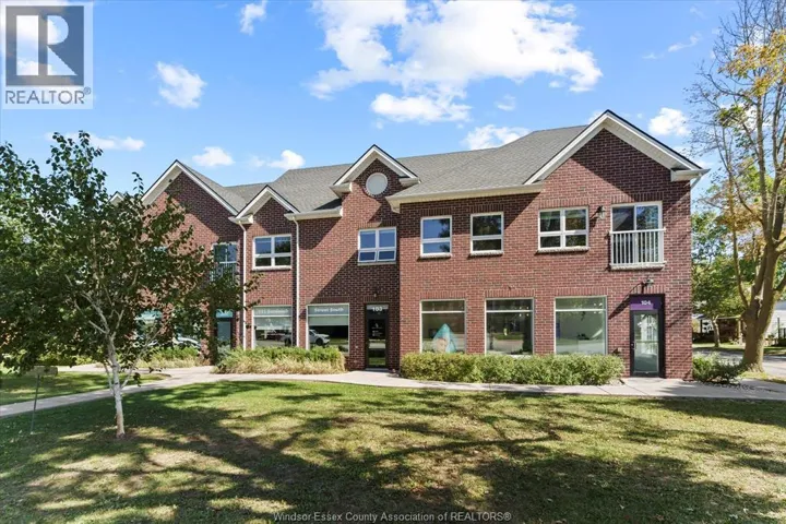 111 SANDWICH STREET South Unit# 201, Amherstburg, Ontario N9V1Z5