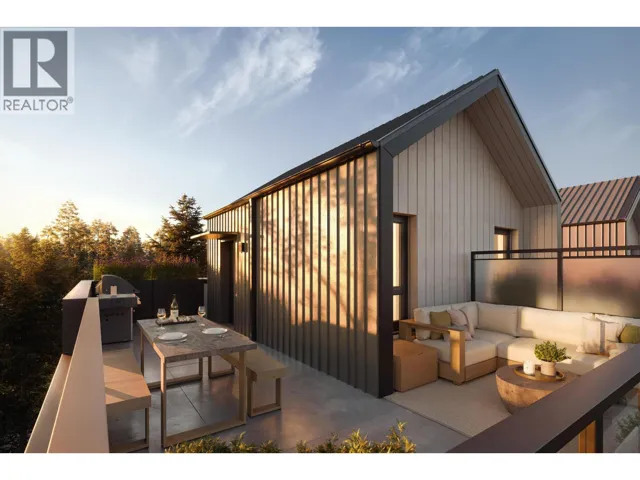 10 1045 RIDGEWOOD DRIVE, North Vancouver, British Columbia V7R1H9