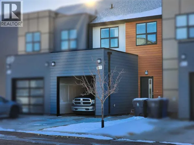 2, 69 Aquitania Circle W, Lethbridge, Alberta T1J5M5