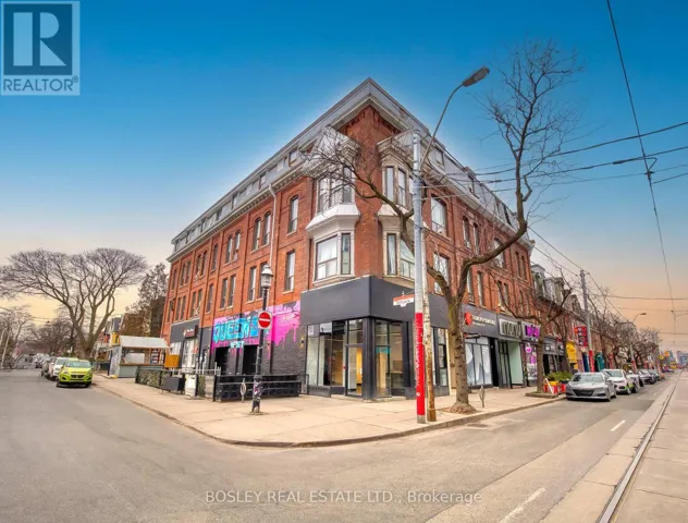 ENTIRE MAIN FLOOR - 1184 QUEEN STREET W, Toronto (Little Portugal), Ontario M6J1J5