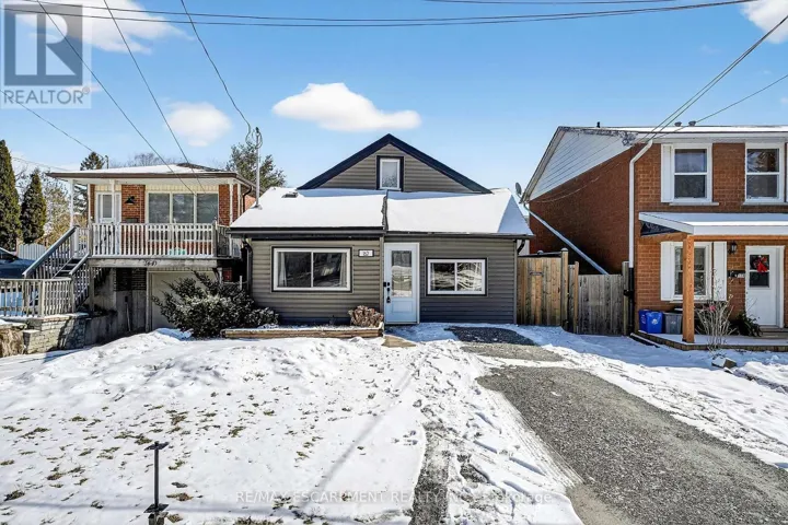 162 DUFFERIN STREET, West Lincoln (Smithville), Ontario L0R2A0