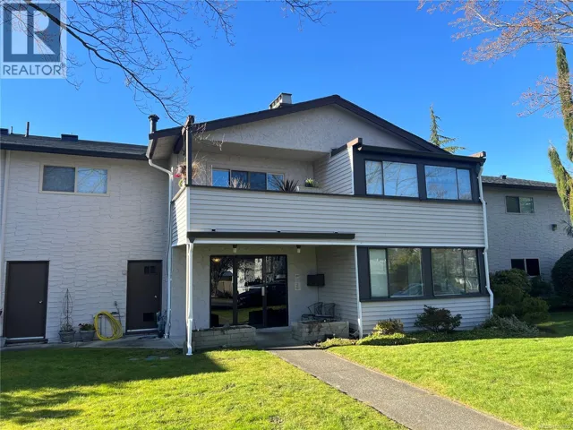 404 3170 Irma St S, Victoria, British Columbia V9A1S8