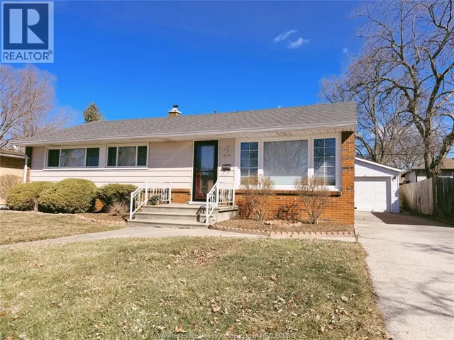 3610 ROXBOROUGH AVENUE, Windsor, Ontario N9E3A2