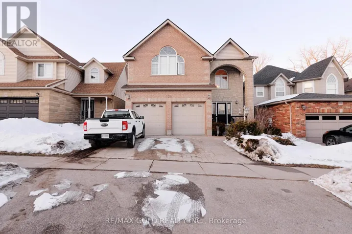 230 DOON MILLS DRIVE, Kitchener, Ontario N2P2R8
