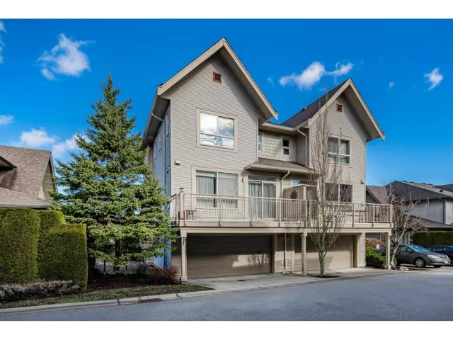 99 2738 158 STREET, Surrey, British Columbia V3Z3K3