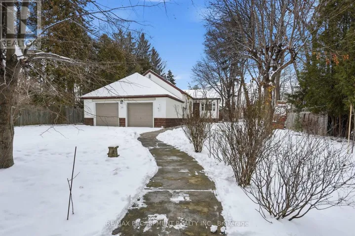 170 DUFFERIN STREET, Hamilton (Westdale), Ontario L8S3N5