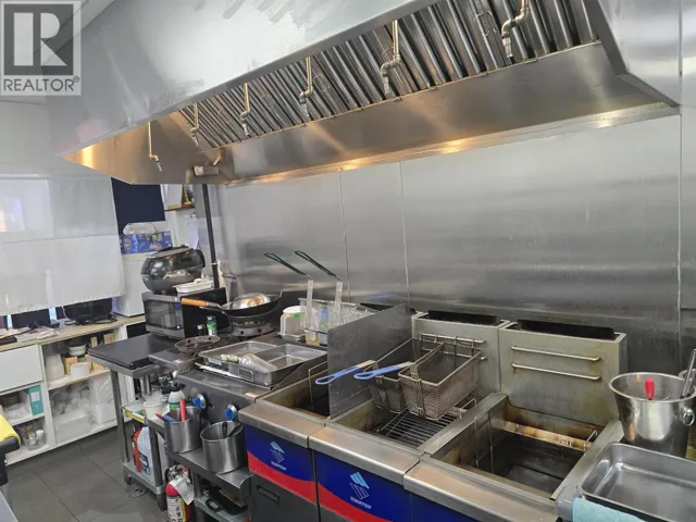 8550 GRANVILLE STREET, Vancouver, British Columbia V6P4Z7