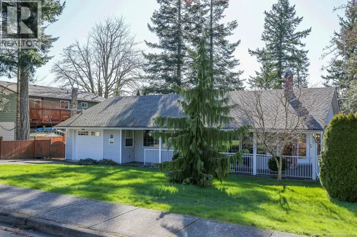 609 Totem Cres, Comox, British Columbia V9M3J8