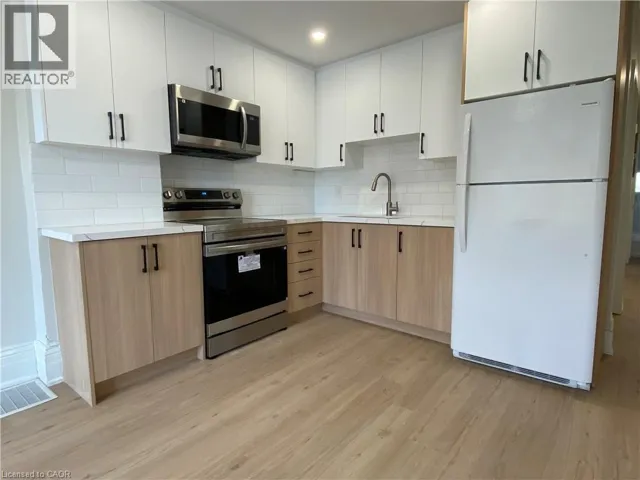 32 FRONT Street N, Thorold, Ontario L2V1X3