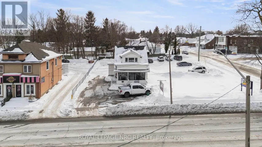 UPPER - 6326 THOROLD STONE ROAD, Niagara Falls (Morrison), Ontario L2J1A8