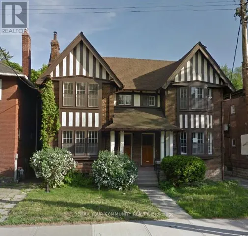 REAR - 179 ST CLAIR AVENUE E, Toronto (Rosedale-Moore Park), Ontario M4T1N9