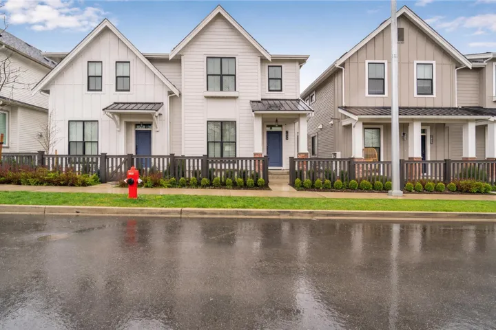 7495 197 STREET, Langley, British Columbia V2Y3T2