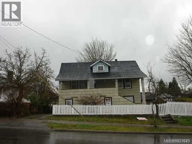 556 Kennedy St, Nanaimo, British Columbia V9R2J7