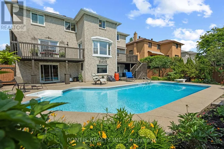 10 WHITMORE COURT, Brampton (Heart Lake West), Ontario L6Z2A5
