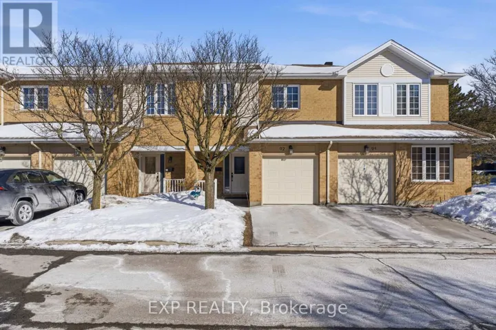 92 STONEBRIAR DRIVE, Ottawa, Ontario K2G5Y1