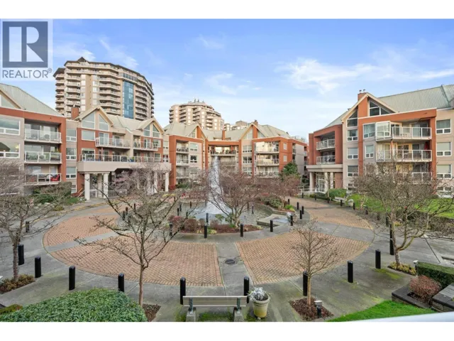 102 1230 QUAYSIDE DRIVE, New Westminster, British Columbia V3M6H1