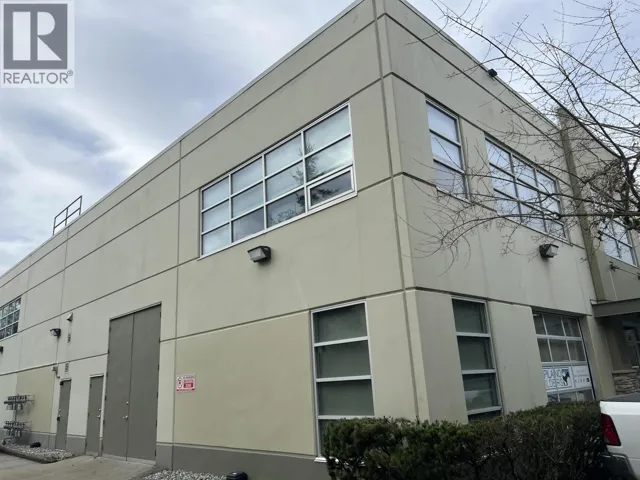 106 & 106A 2411 DOLLARTON HIGHWAY, North Vancouver, British Columbia V7H0A3